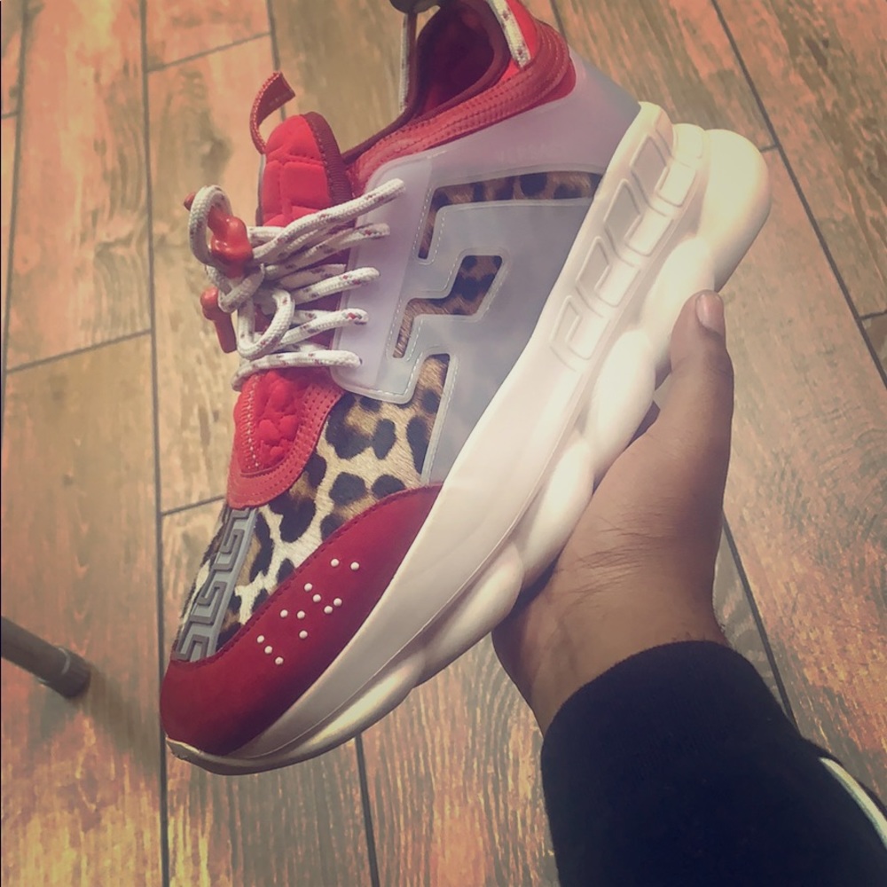 Versace Chain Reaction